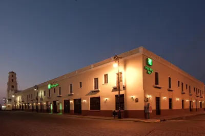 Holiday Inn Veracruz Centro Historico Hotels near Los Voladores of Papantla