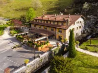 Hotel Restaurante la Casa de Juansabeli Ξενοδοχεία στην πόλη Cabrales