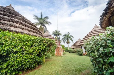 Kingfisher Safaris Resort Hotel Hoteles en 