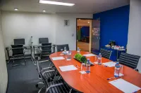Aranzazu Plaza Kristal Aguascalientes - Business