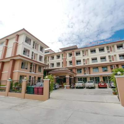 Home Sweet Home Place Hotels near King's Narai Palace