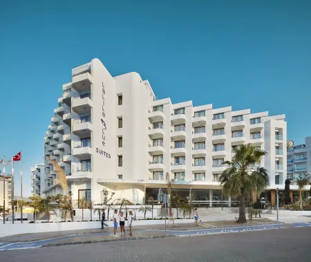 Lalila Blue Suites Отели рядом с достопримечательностью «KAPURCUK HOUSE OF CULTURE AND GASTRONOMY»