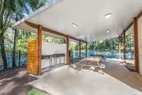 Landsborough Holiday Park Hotels in Glass House Mountains