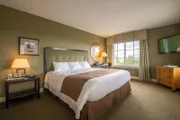 The Glen Club Hotels in Northbrook