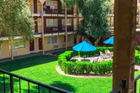 Mardi Gras Hotel & Casino Hotels near Thrifty John's