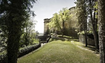 Castello di Compiano Hotel Relais Museum