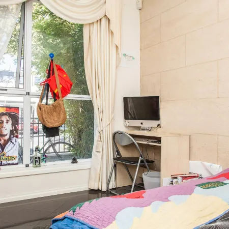 Abbotsford Private Rooms & Pods - 15 Charles Homestay