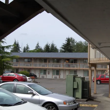 Western Inn Lakewood