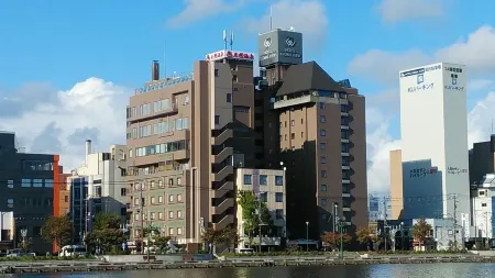 HOTEL GLOBAL VIEW KUSHIRO Отели рядом со станцией JR Shin-Fuji Station