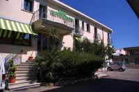 HOTEL RISTORANTE STELLA 2000 Hotel a 