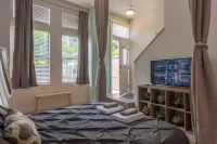 ASK FOR Discount-vibrant 2 Story Apt Apple TV