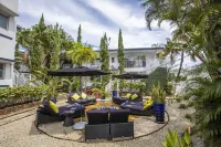 بيتش سايد أول سويتس هوتل