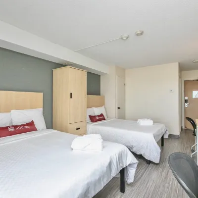 Rideau Residence University of Ottawa Hotels near Royal Canadian Mint