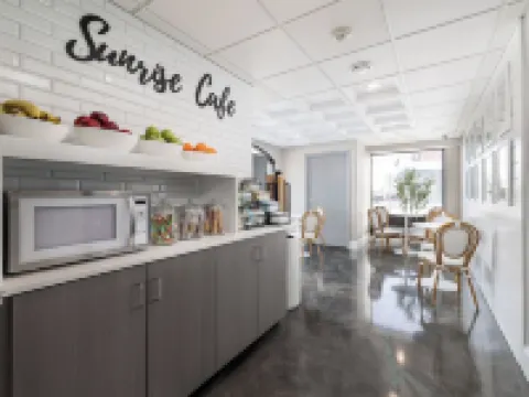 オークフィールド イン & スイーツ ロチェスター, アン アセンド コレクション ホテル ブライトンのホテル