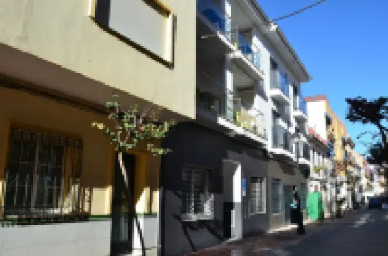 Bnbook Medea Apartments 2 Hoteles cerca de Calzedonia