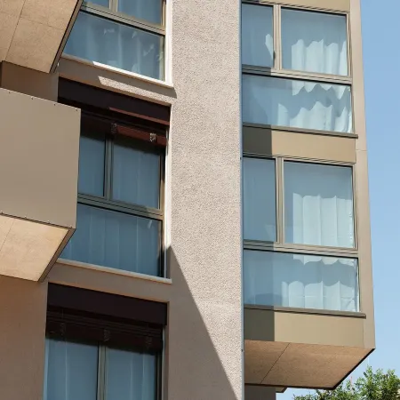 Lamira - Serviced Apartments