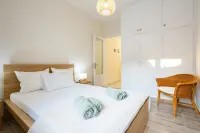 逃往卡拉馬塔老城您的城市綠洲