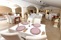 Hotel MAXPLAZA - breakfast