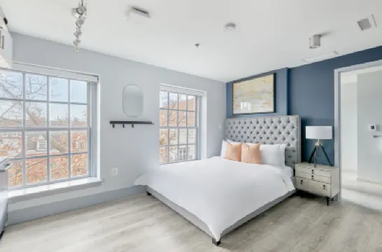 The King Street House by Kasa Hotels in 