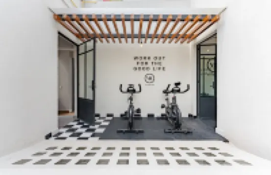 Casa Danubio Near Reforma by VH