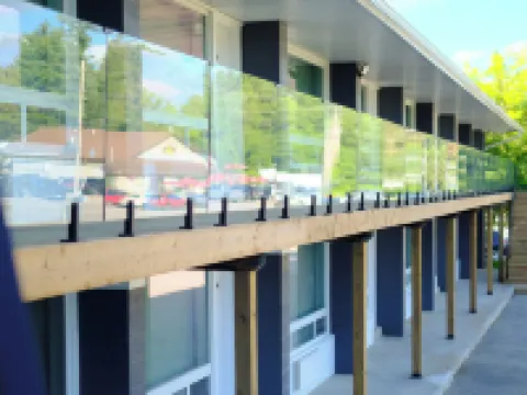 Stay Inn Muskoka Hotels in Gravenhurst