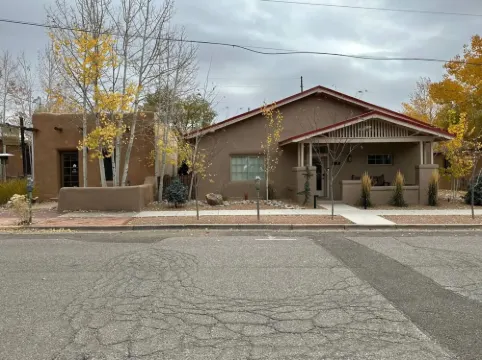 Palace Modern Residences at the Railyard