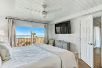 202 Atlantis condo