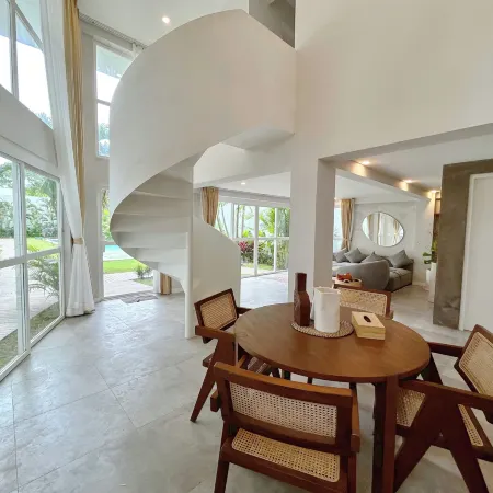 A.K.A Tropicana Bingin Uluwatu Отели рядом с достопримечательностью «Пляж Бингин»