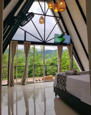 Lodge Cacao