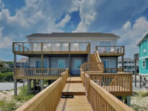 The Salty Spot Hotels in Topsail