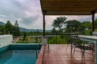 Swiss Valley Hip Resort - Rooftop Pools