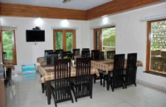 位於帕爾蒂的12卧室-400平方米|帶9個獨立浴室