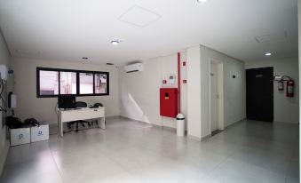 Max Jardim São Paulo - Studios Per Season