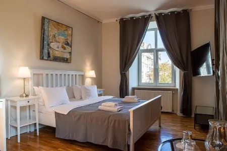 Danylo Inn Отели рядом с достопримечательностью «Арсенал»