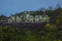 Foggy Knolls Resort