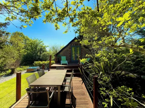 Luxury Holiday Lodge with Private Hot Tub, Fishing & Giant Cinema & Games Room.