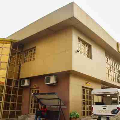 Banex Hotel and Suites Hotel Exterior