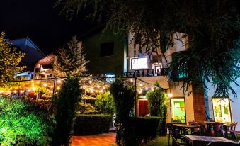 Alias Hostel