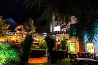 Alias Hostel