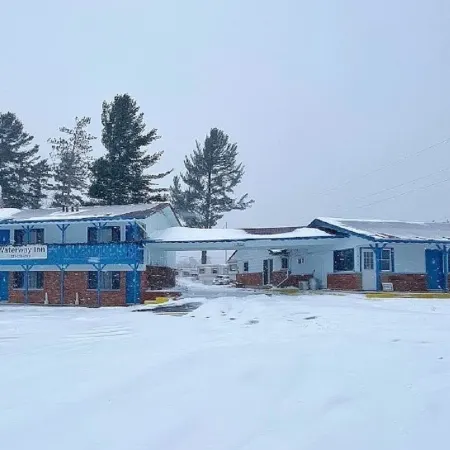 Waterway Inn