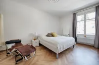 Am Pavillon, Bed&Kitchen Hotels near Clock Tower - Zytglogge