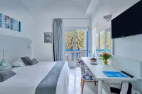 Hari Club Beach Resort