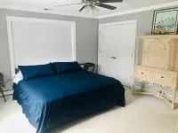 Beautiful, Spacious, 5 Acre Hudson Valley Family Retreat