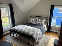 Cute, Renovated Historic Home on River, Walk to Downtown