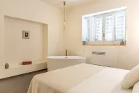 Villa Galeone Stylish design & infinity pool 16mx4m Ostuni