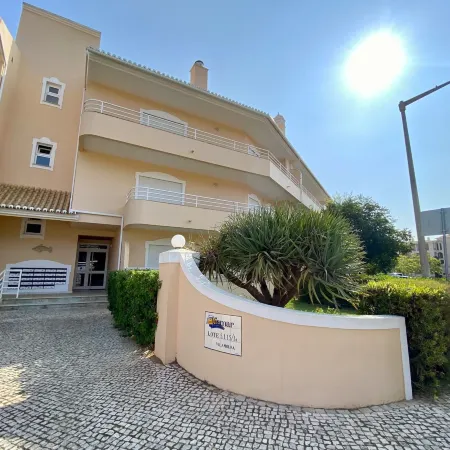Vilamoura Typical 2 with Pool by Homing