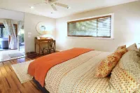 Riverlands, by Vinifera Homes Hotels in Sonoma County