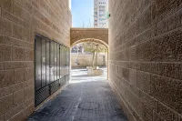 Machne Yehuda - Exclusive Collection - by Homy - Pet friendly
