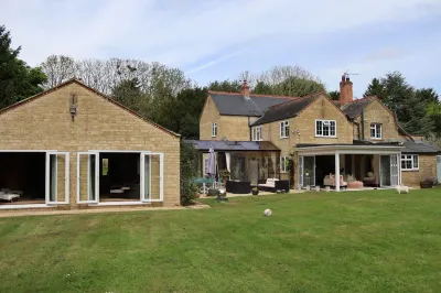 Bozeat House - Country Retreat Hotels in 