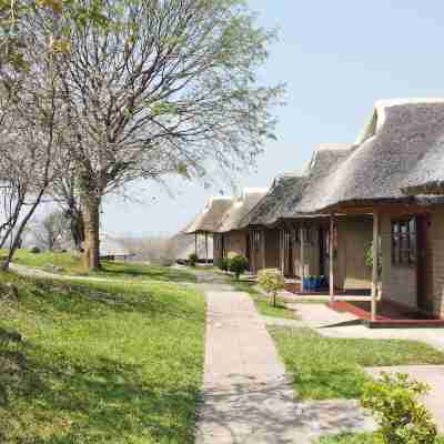 Mpale Cultural Village Hotel Exterior